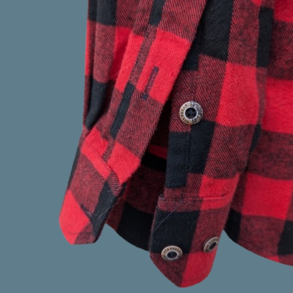 Classic buffalo plaid shirt, no brand, size small. - Picture 5 of 9
